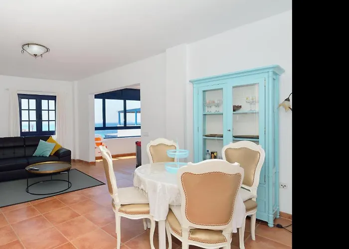 Bella View Center By Pvl * Playa Blanca (Lanzarote)